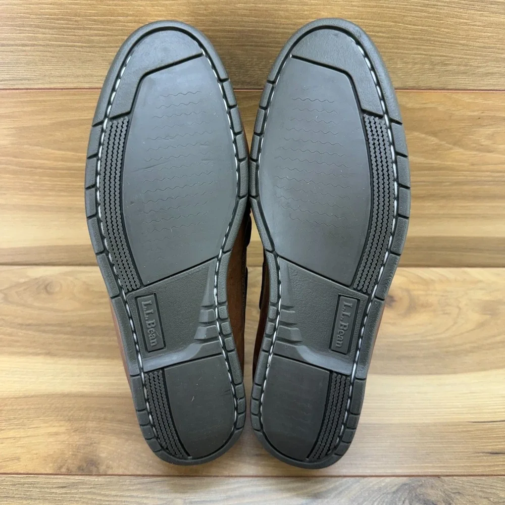 LL BEAN Camp Moc II Loafers Men 9.5 EE Handsewn Moccasins Casual Vacation Resort